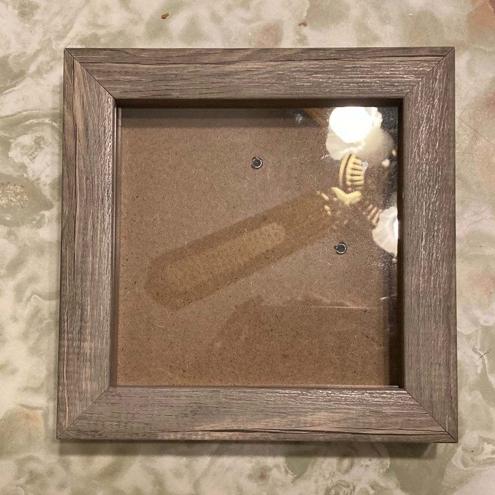 Shadow box